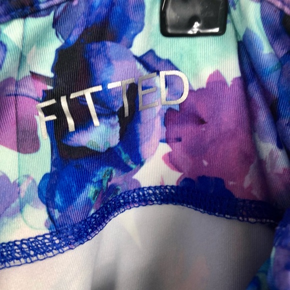 BOGO Danskin Now - size XXL - YOGA - Gym - Jog - Floral Capris - Blue, Green - Picture 3 of 4